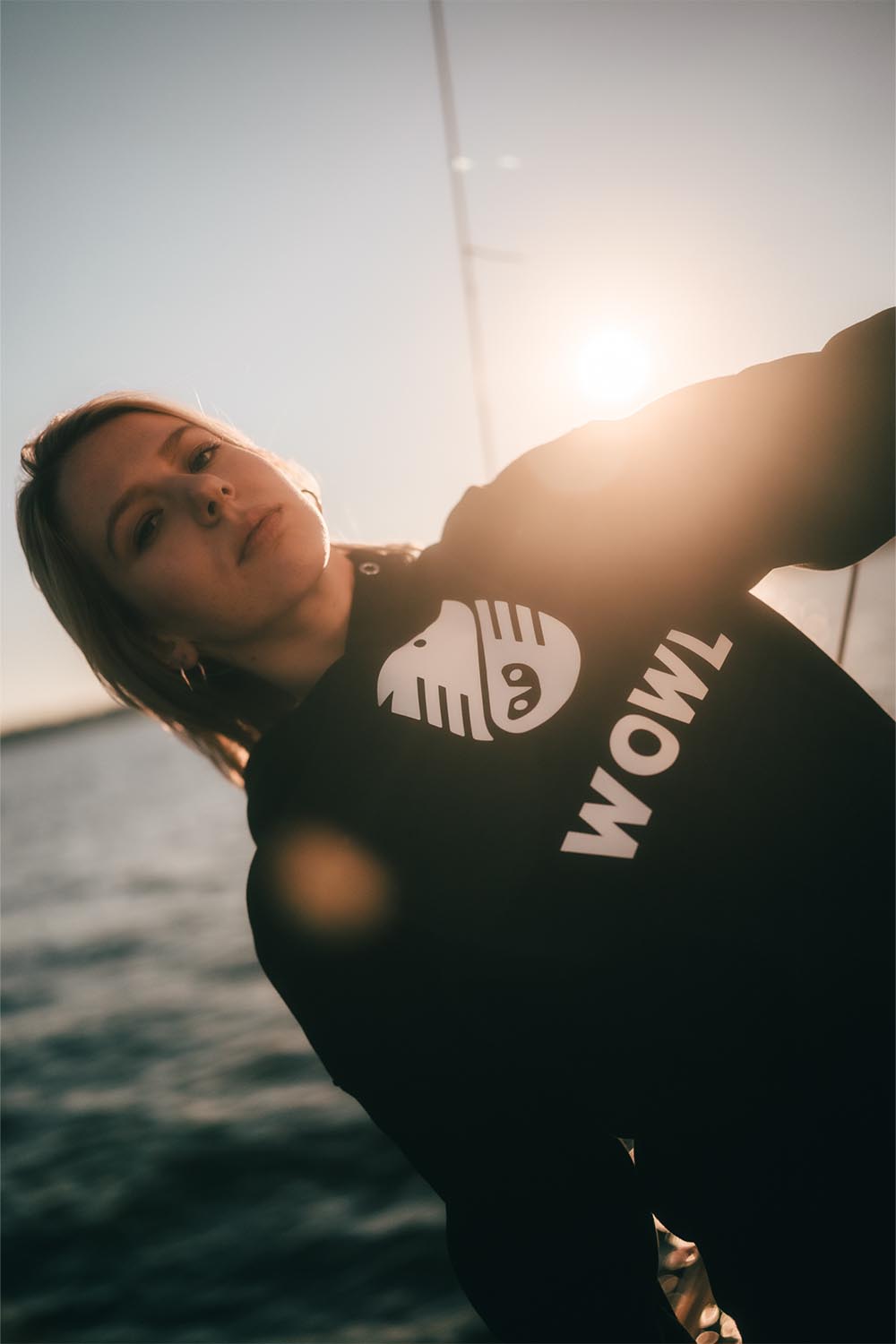 UNISEX HOODIE BLACK