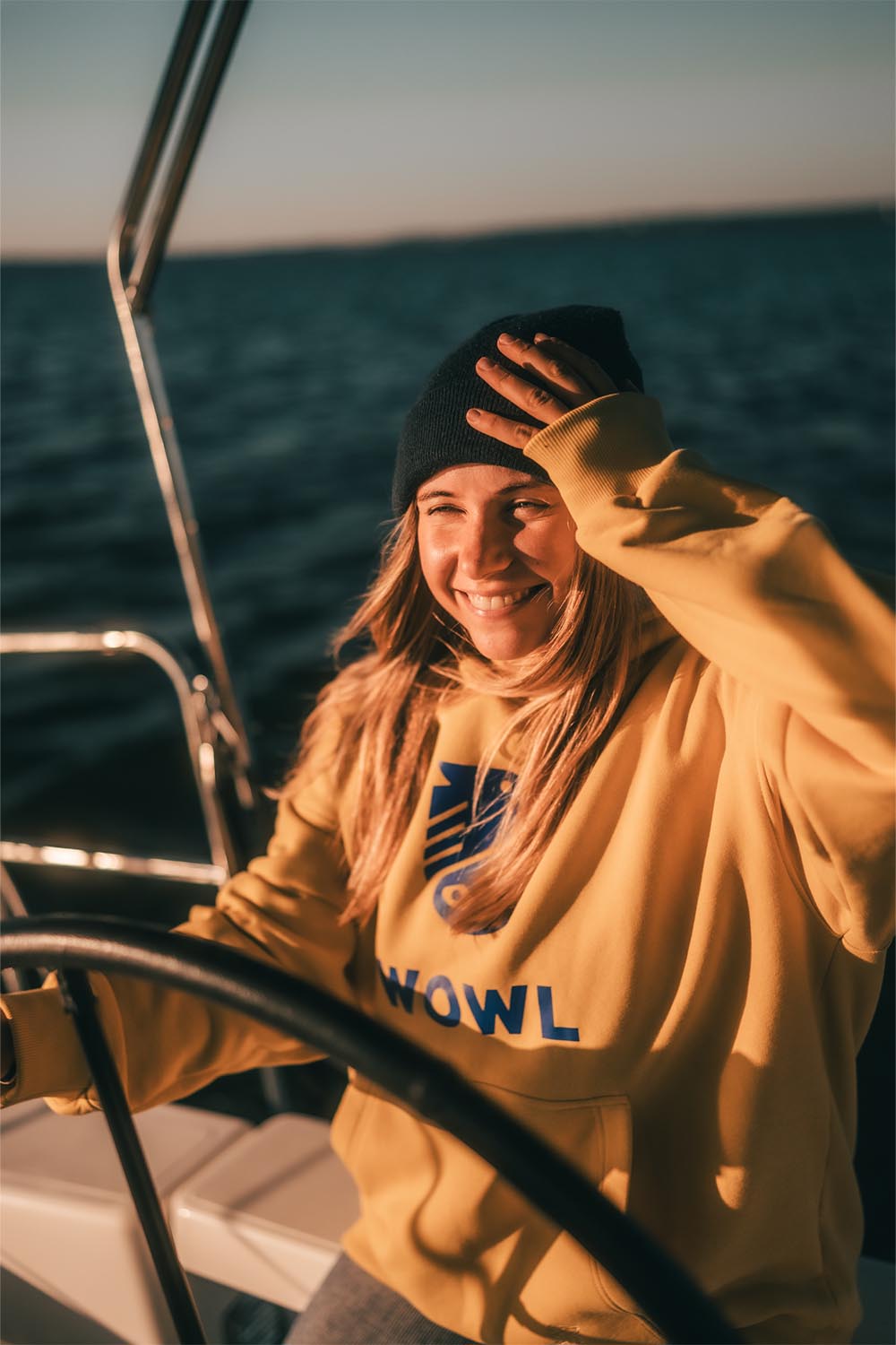 UNISEX HOODIE YELLOW - obrazek 2
