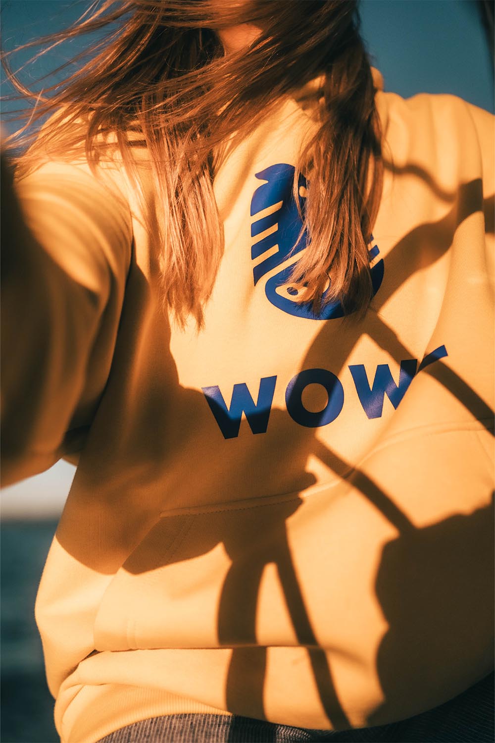 UNISEX HOODIE YELLOW - obrazek 3